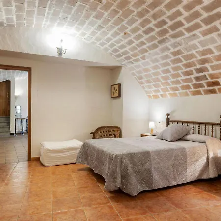 Appealing In With Swimming Pool Lejlighed Girona