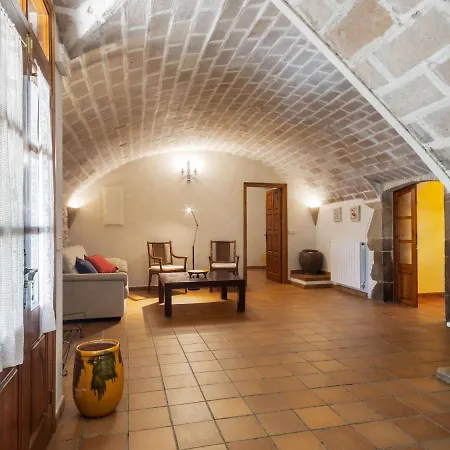 Appealing In With Swimming Pool * Girona