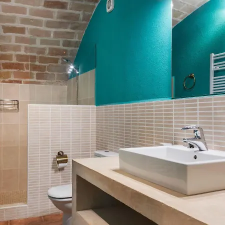 Appealing In With Swimming Pool * Girona
